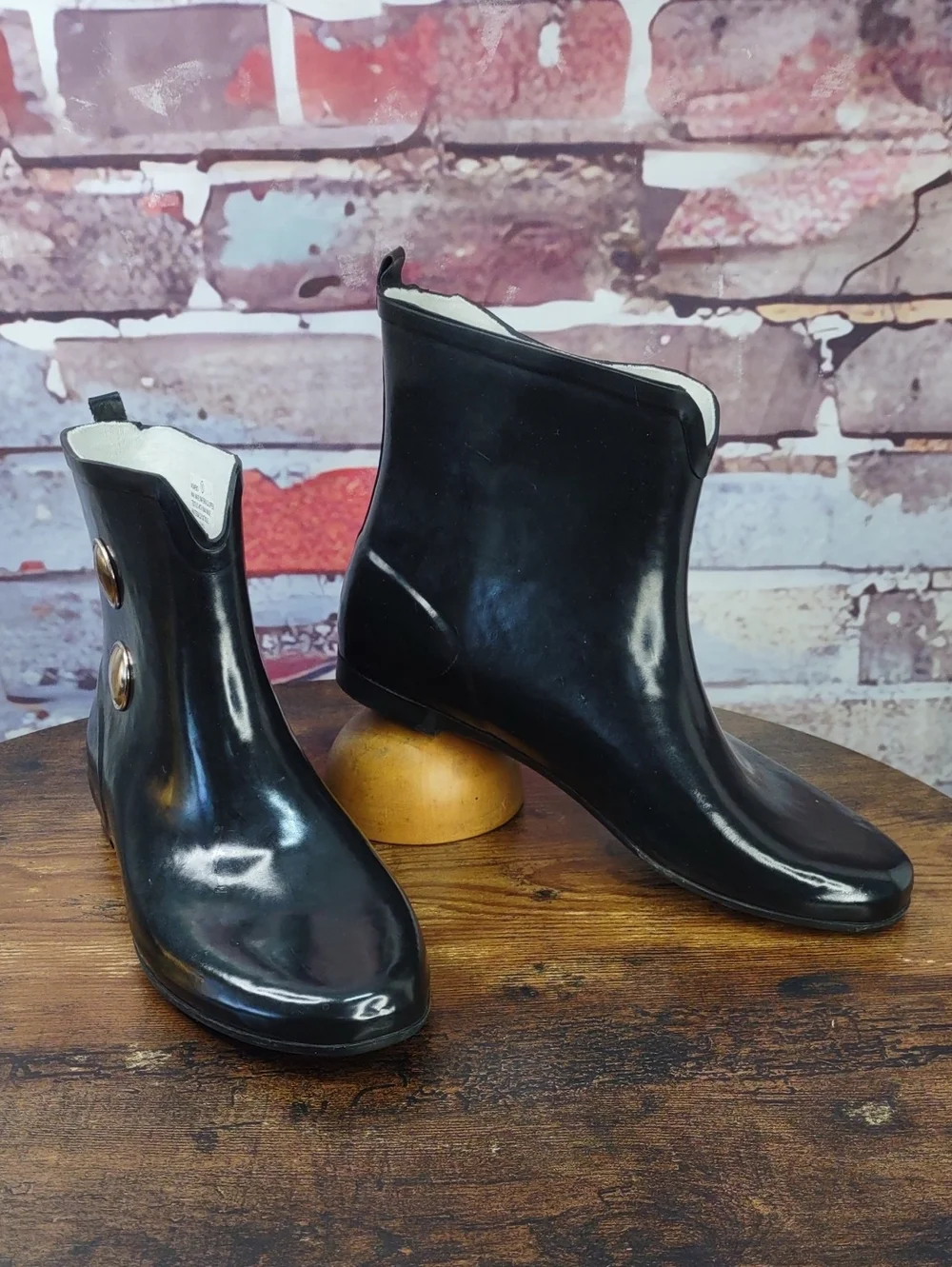 Merona Black Glossy Ankle Rain Boots with Decorative Buttons